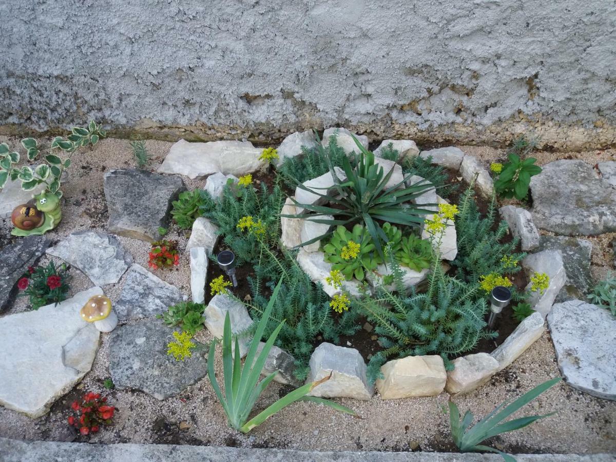 Apartment House Ana Skradin